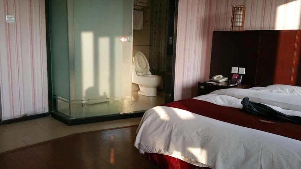 Hotel Super 8 Wenzhou Xingrong Extérieur photo